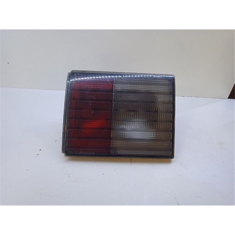 LADA 110 Bal Belső Hátsó Lámpa