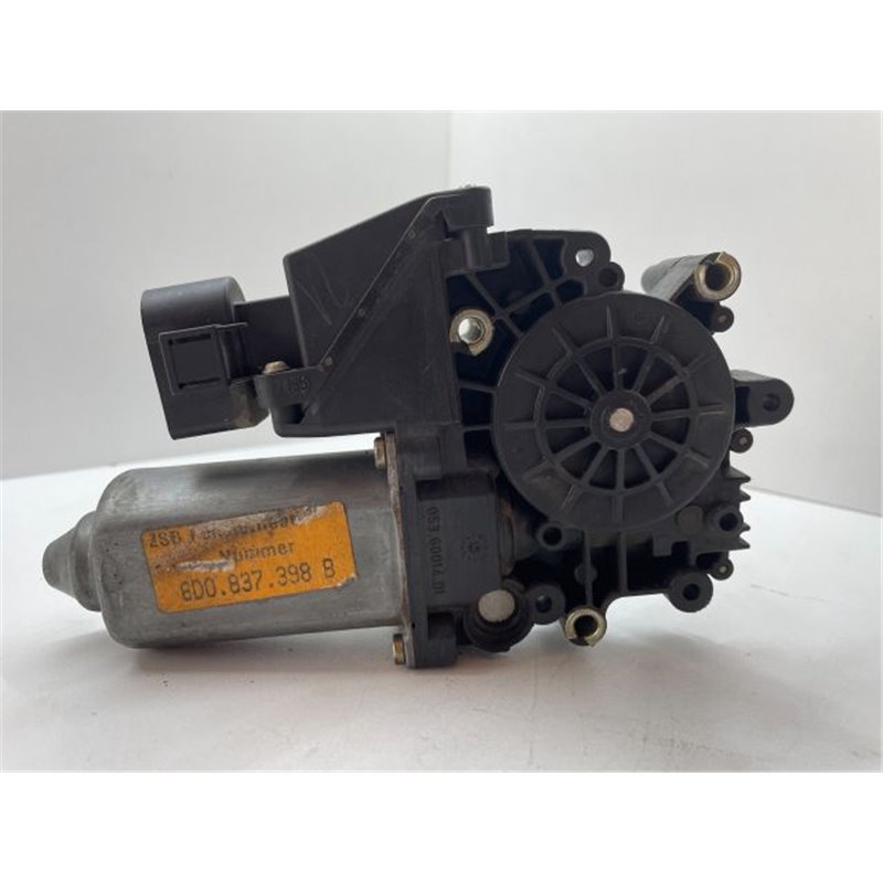 AUDI A4 (8D2, B5) Jobb első Ablakemelő Motor