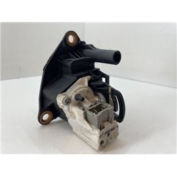 RENAULT CLIO II (BB0/1/2_, CB0/1/2_) Csomagtér Nyitó Kar / Gomb