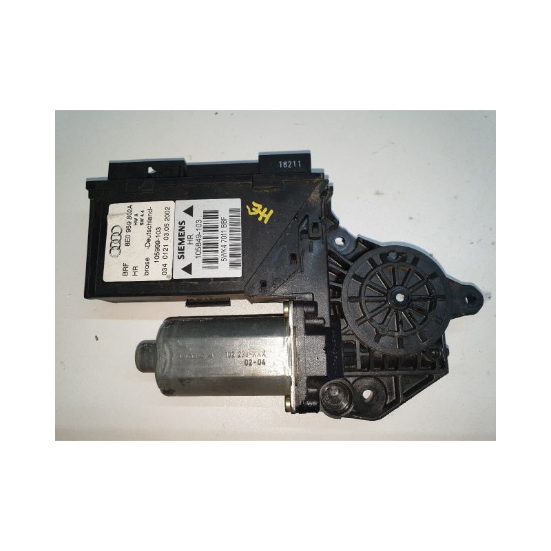 AUDI A4 (8E2, B6) Jobb hátsó Ablakemelő Motor