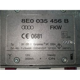AUDI A4 (8E2, B6) Antenna Erősítő