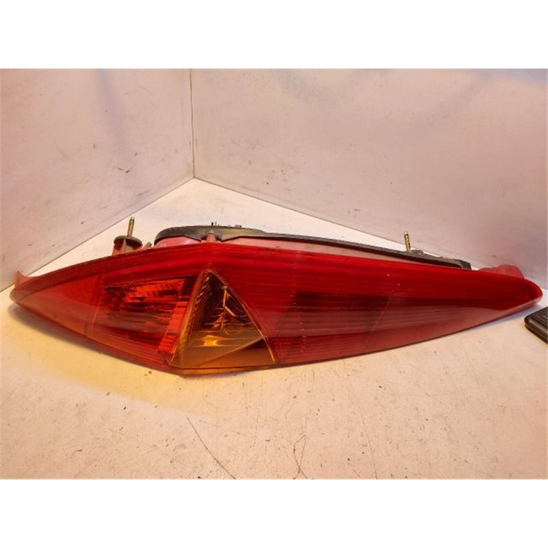 FIAT PUNTO (188) Bal Hátsó Lámpa