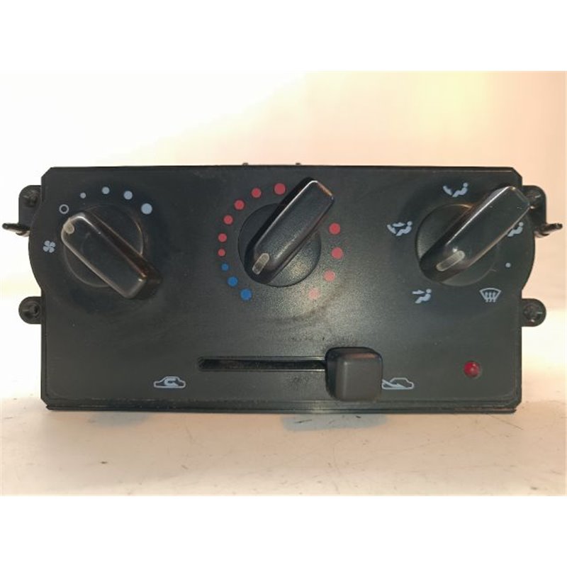 NISSAN MICRA II (K11) Fűtéskapcsoló (Nem klímás)