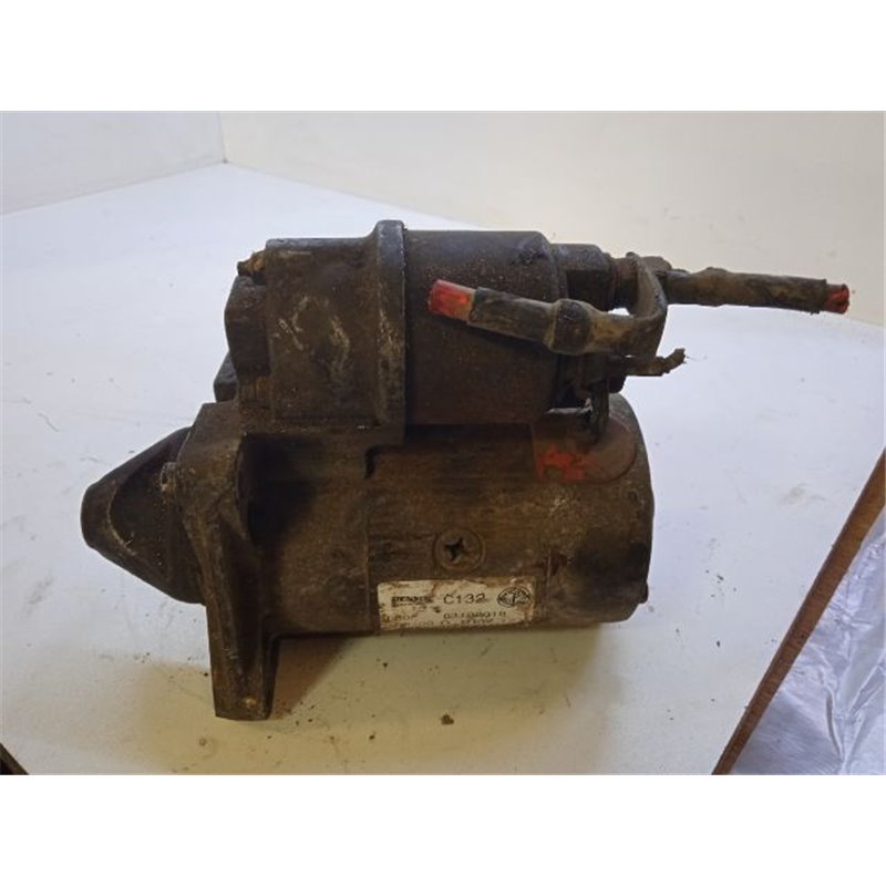 FIAT PUNTO (176) Önindító