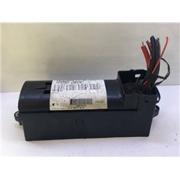 VW CADDY III Kombi (2KB, 2KJ, 2CB, 2CJ) Biztosítéktábla Doboz