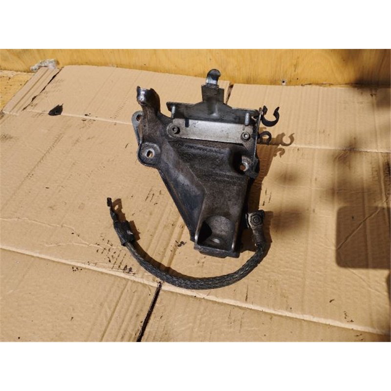 BMW 3 (E90) Motor Tartó Bak Bal