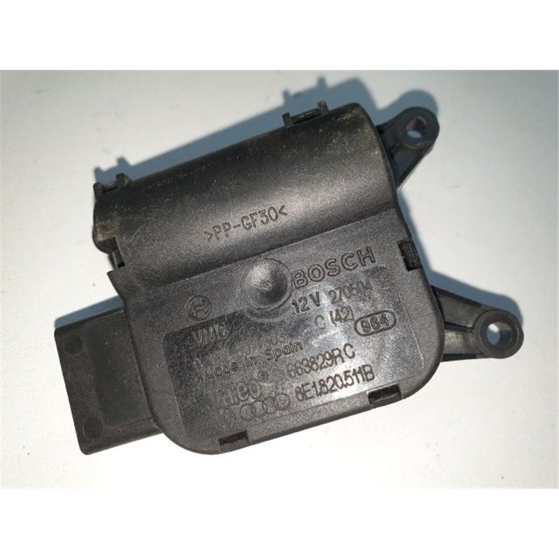 AUDI A4 (8E2, B6) Fűtés Állító Motor
