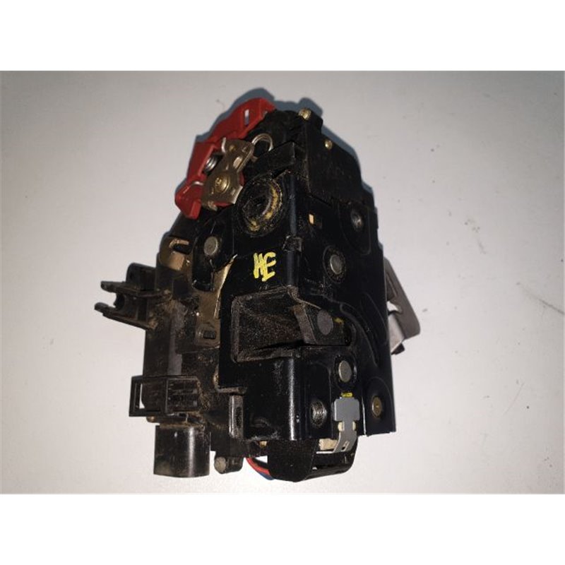 AUDI A4 (8E2, B6) Jobb hátsó Ajtózár
