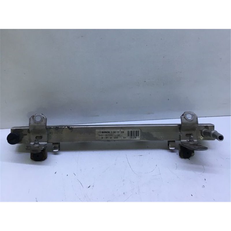 OPEL MERIVA Porlasztó Sor / Híd