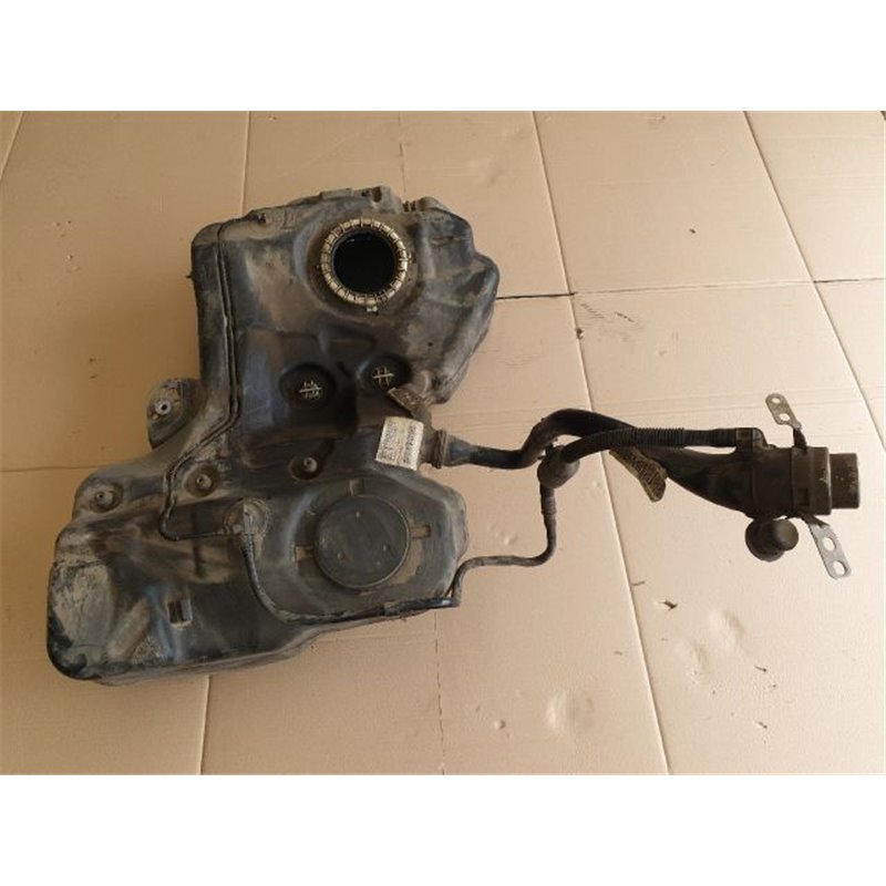 AUDI A4 (8K2, B8) Tank