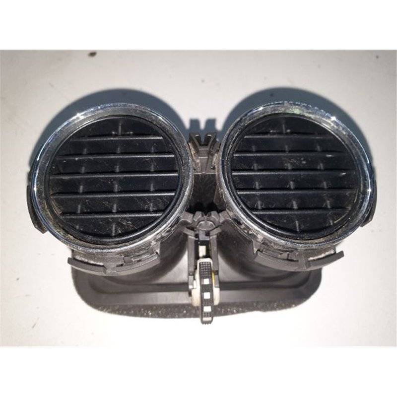 PEUGEOT 308 SW Középső Szellőző