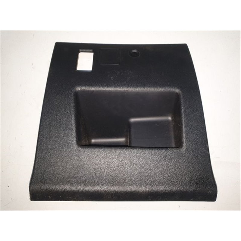 PEUGEOT 308 SW Bal Alsó Műszerfal Burkolat