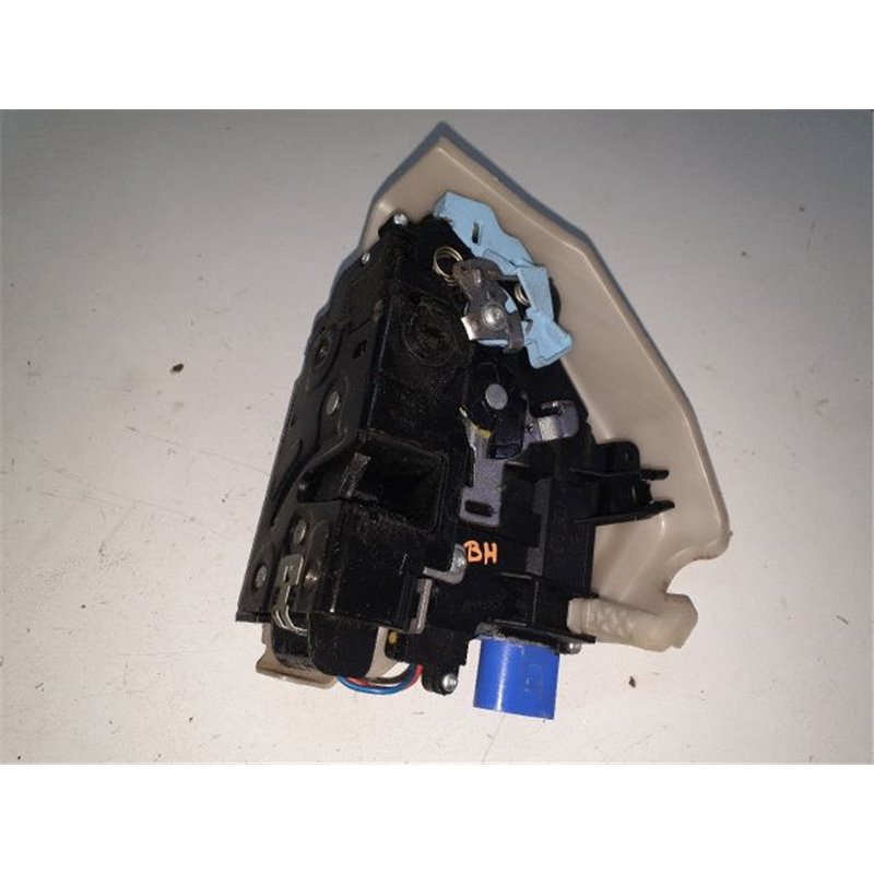 VW GOLF V (1K1) Bal hátsó Ajtózár