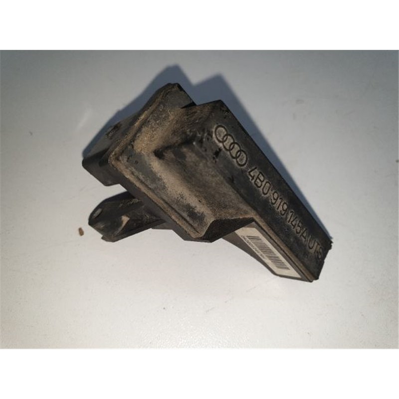AUDI A4 (8E2, B6) Antenna Erősítő