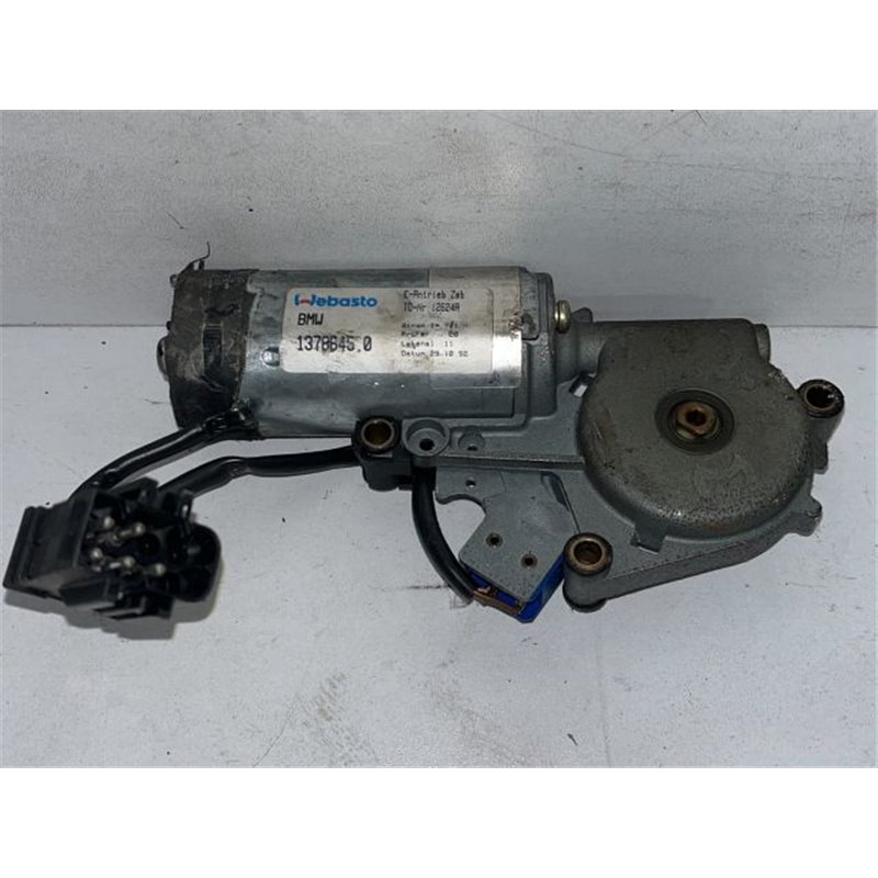 BMW 5 E34 Tetőablak Motor