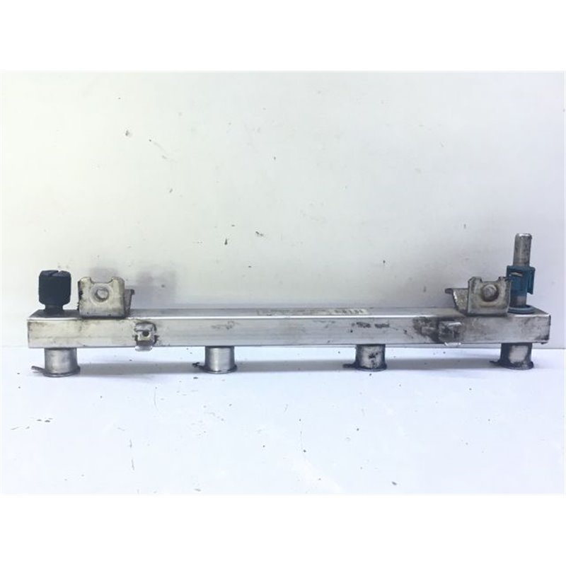 OPEL CORSA D Porlasztó Sor / Híd