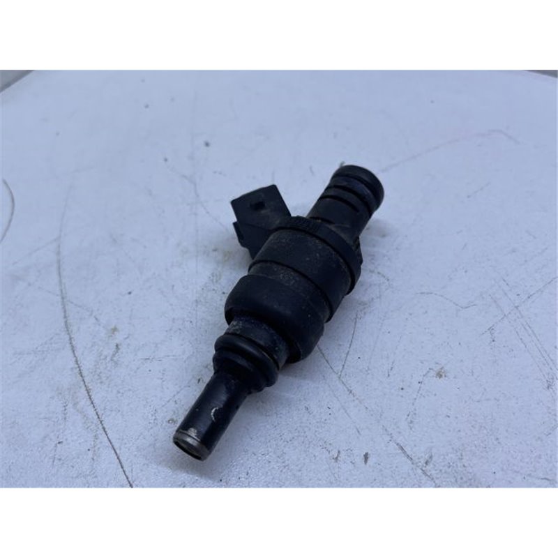 BMW 5 (E39) Porlasztó (1 db)