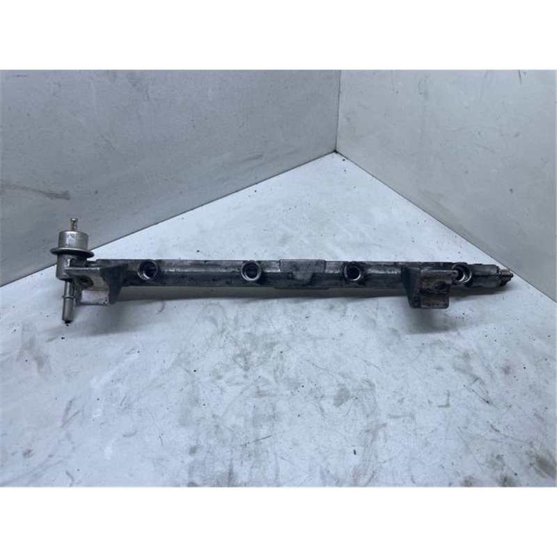 FORD FOCUS II (DA_) Porlasztó Sor / Híd