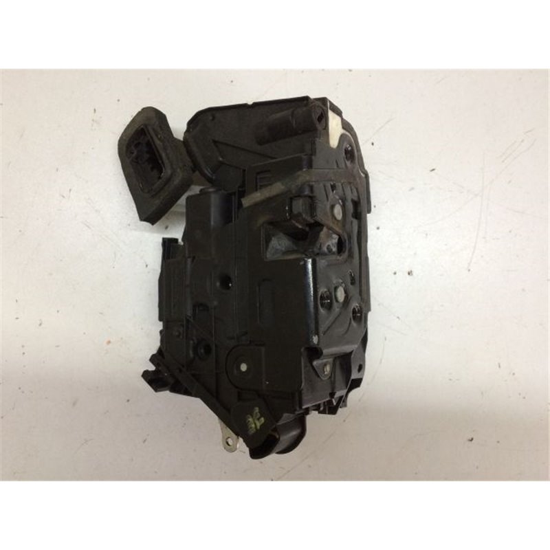 VW GOLF VI (5K1) Jobb első Ajtózár