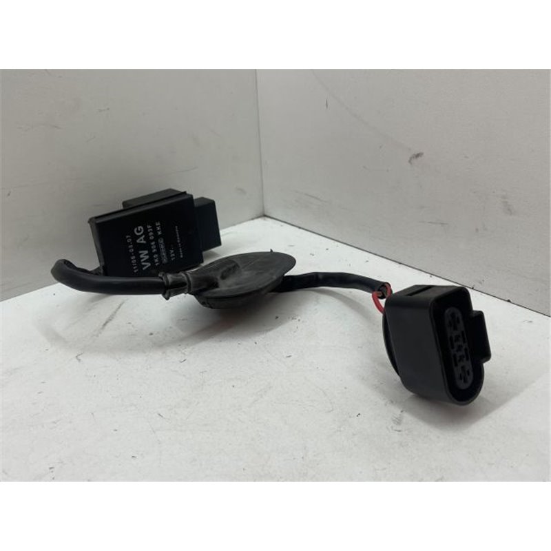 VW GOLF VI (5K1) Üzemanyag Szivattyú Relé