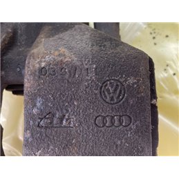 VW GOLF VI (5K1) Jobb első Féknyereg Munkahengerrel