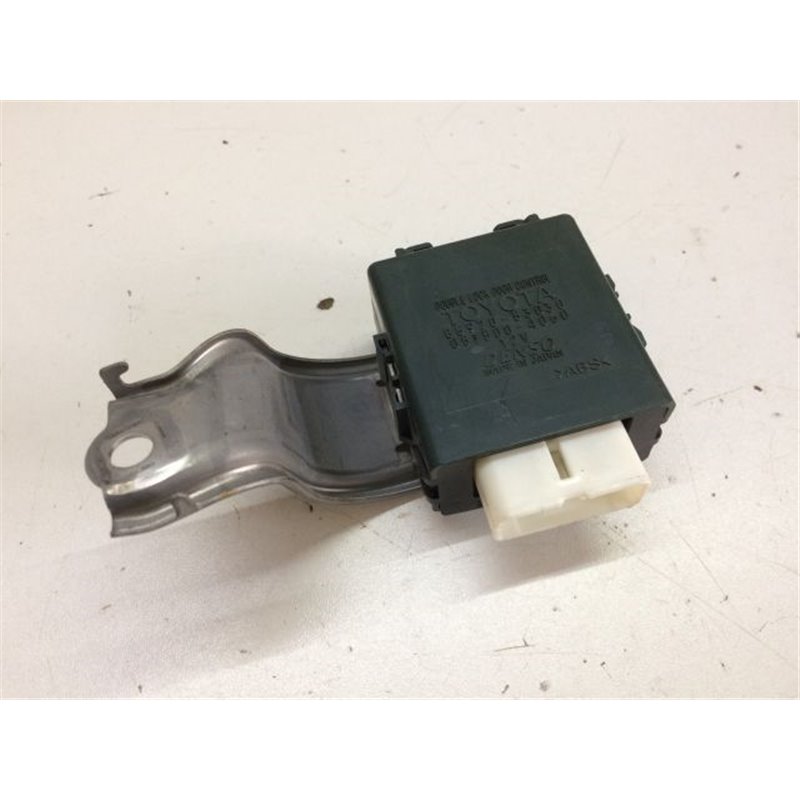 LEXUS IS II (GSE2_, ALE2_, USE2_) Központizár Elektronika