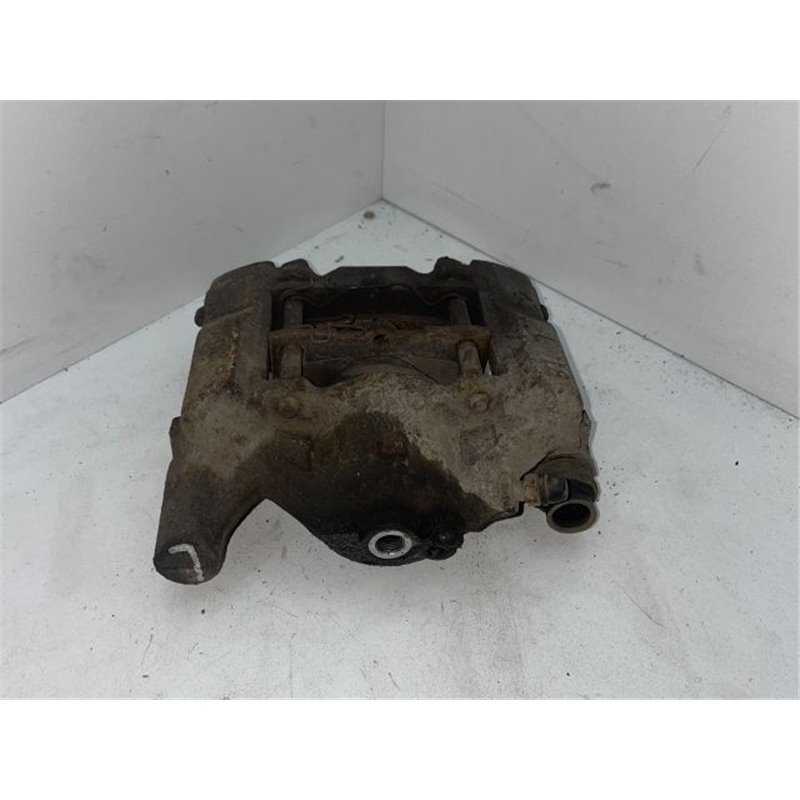 LEXUS IS II (GSE2_, ALE2_, USE2_) Bal hátsó Féknyereg Munkahengerrel