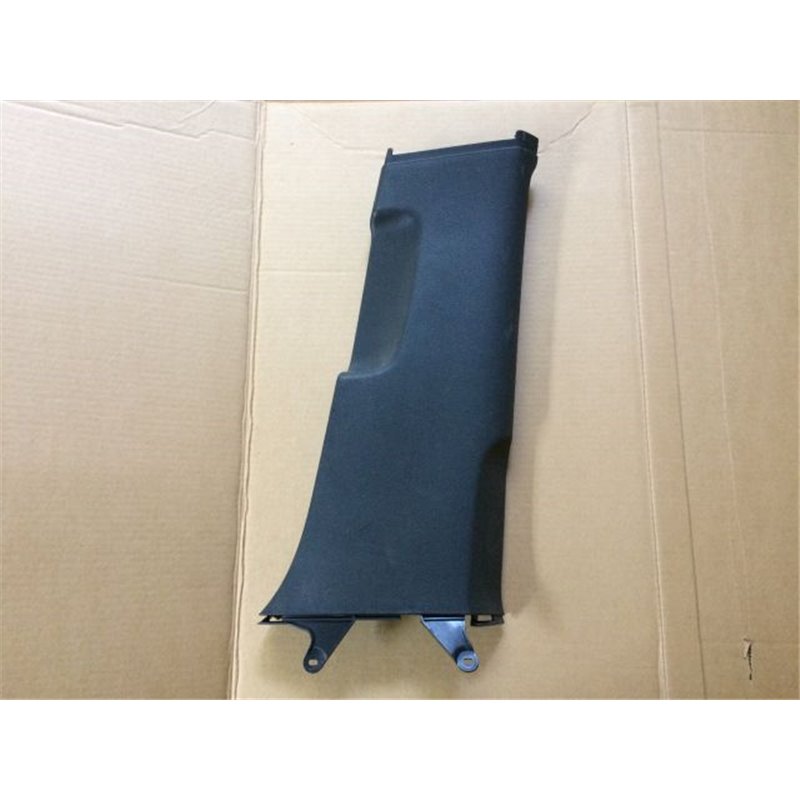 VW GOLF V (1K1) Jobb B Oszlop Burkolat