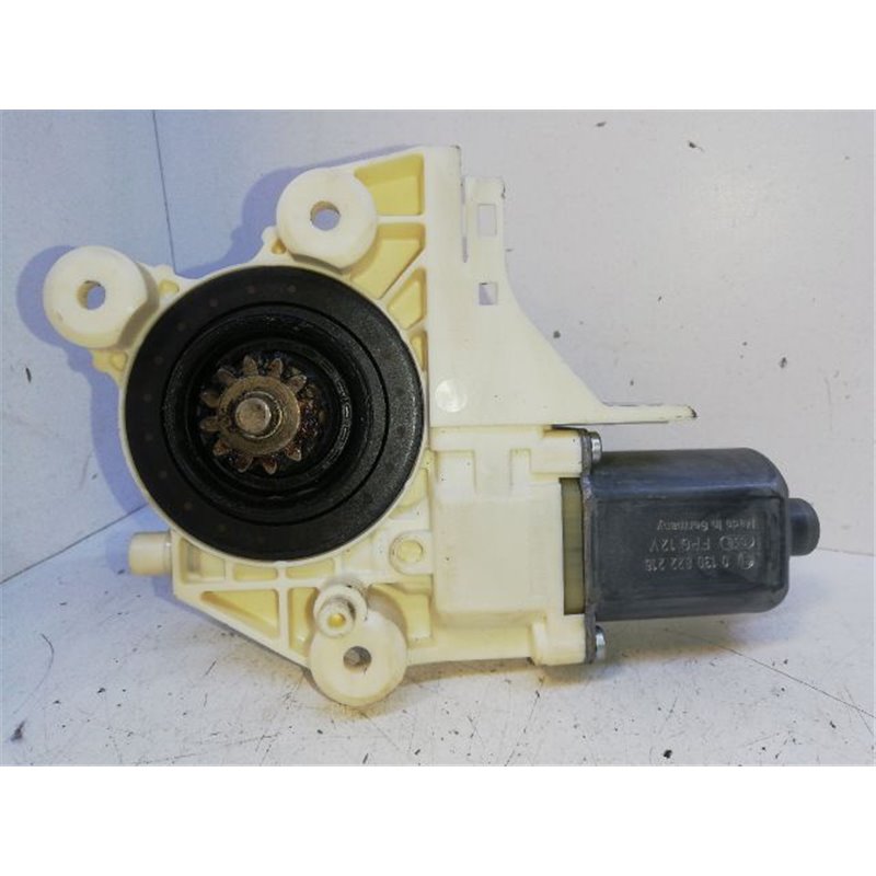 FORD FOCUS II Jobb első Ablakemelő Motor