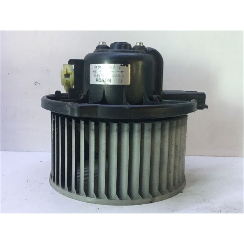 MITSUBISHI CARISMA (DA_) Fűtőmotor (Nem klímás)