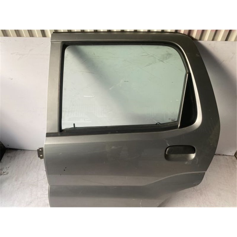 SUZUKI IGNIS II Bal hátsó Ajtó (Részeivel)
