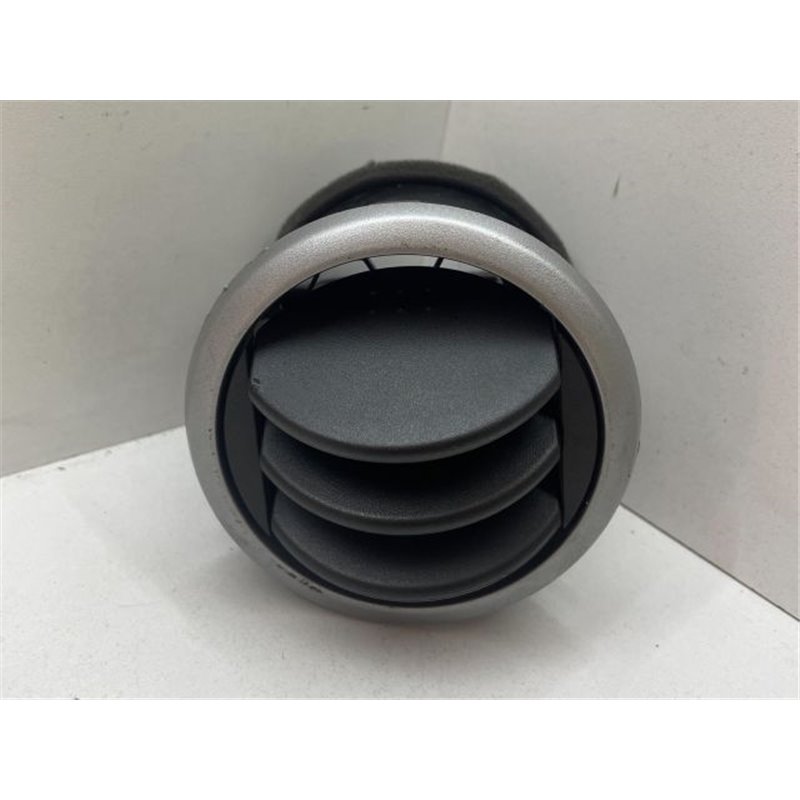 SUZUKI GRAND VITARA II (JT) Jobb Szellőző