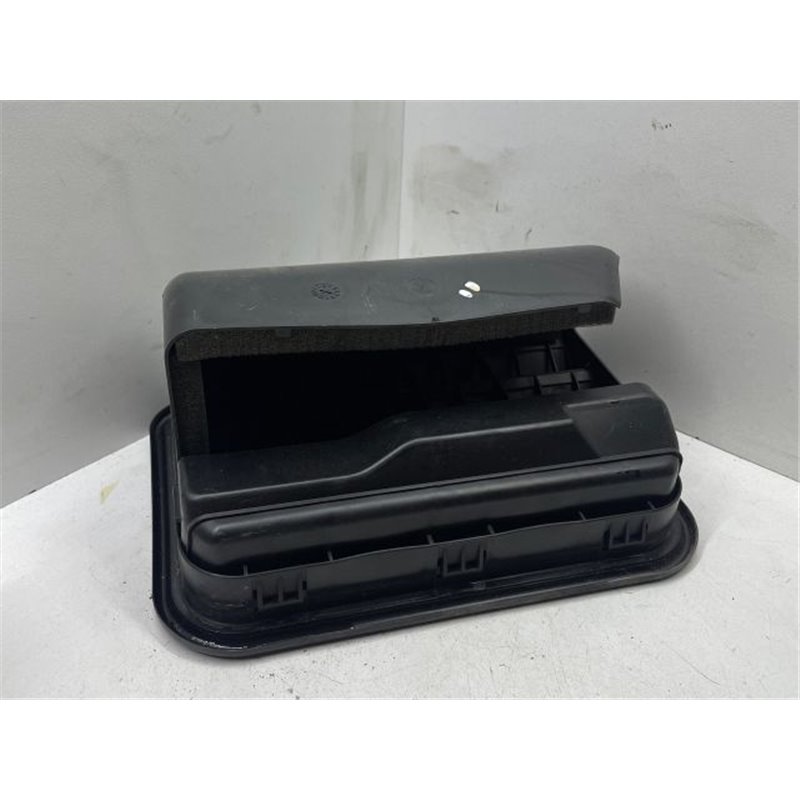 MERCEDES-BENZ M-CLASS (W164) Csomagtér Szellőző Bal