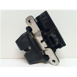 FORD FIESTA VII Központizár Motor Csomagtérajtó