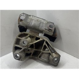 FORD FIESTA VII Motor Tartó Bak Bal