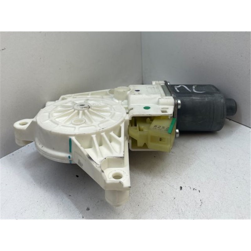 MERCEDES-BENZ M-CLASS (W164) Jobb hátsó Ablakemelő Motor