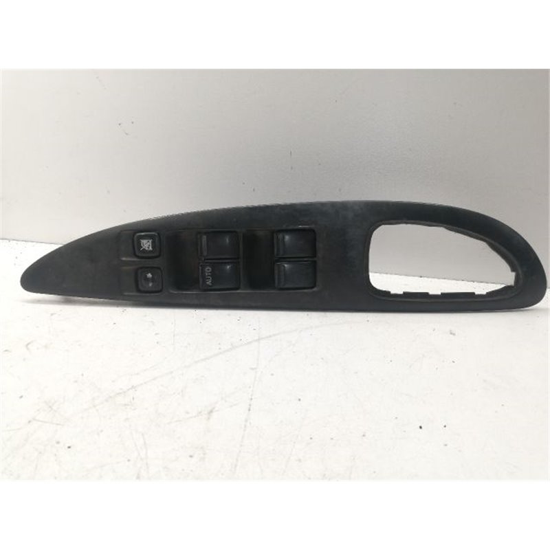 NISSAN PRIMERA (P12) Ablakemelő Kapcsoló Négyes / Kettes
