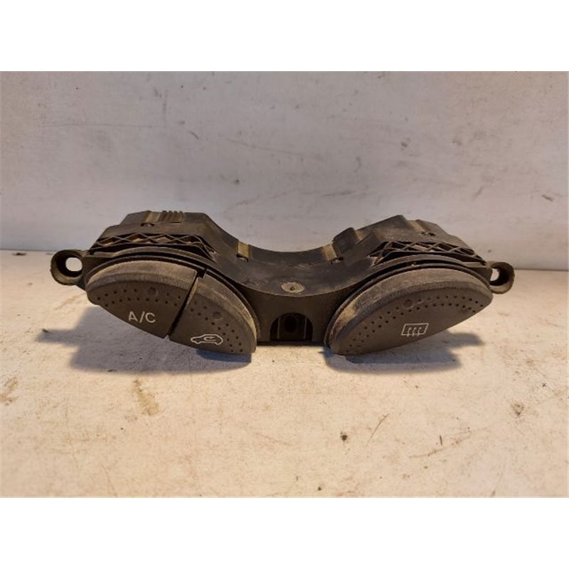 FORD FOCUS (DAW, DBW) Kombinált Kapcsoló