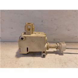 VW GOLF V (1K1) Központizár Motor Tankajtó