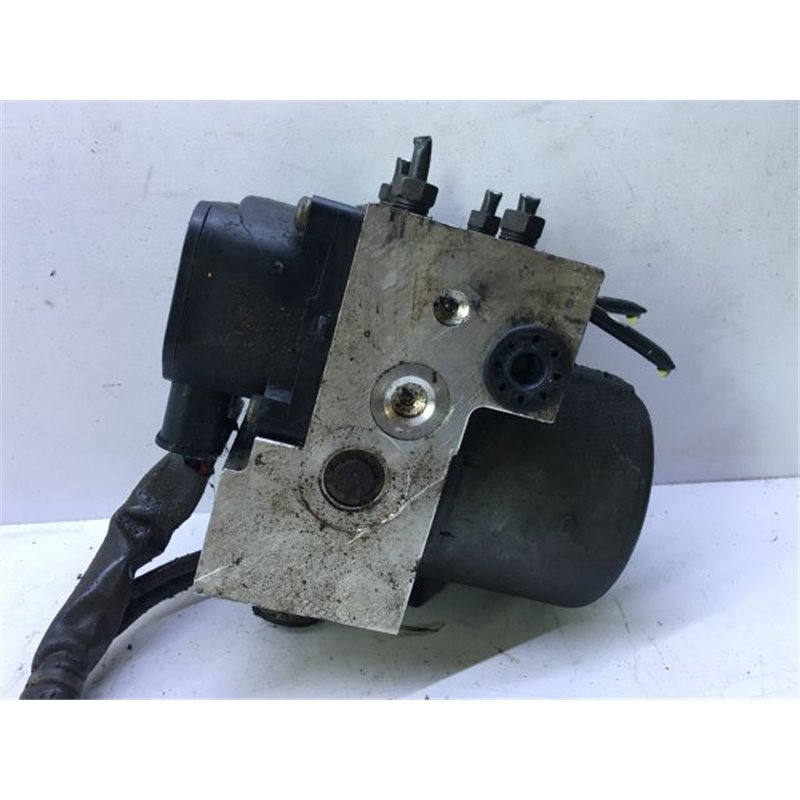 NISSAN ALMERA I Hatchback (N15) ABS Kocka