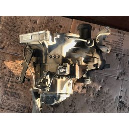 SUZUKI SWIFT II Ferdehátú (EA, MA) Váltó (Mechanikus)