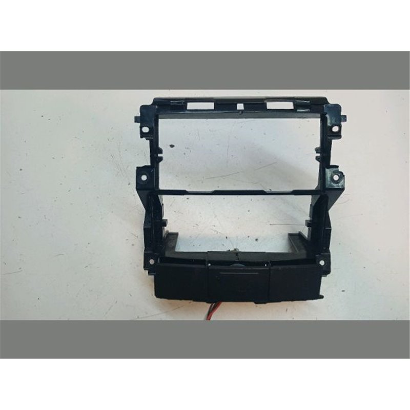 VW TOUAREG (7LA, 7L6, 7L7) Középső Szellőző Keret