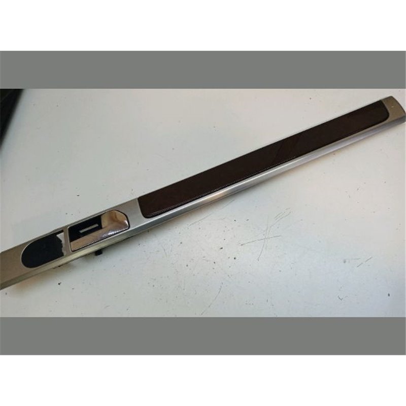 VW TOUAREG (7LA, 7L6, 7L7) Jobb hátsó Ajtó Díszléc