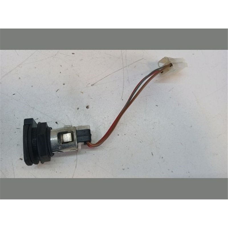 VW TOUAREG (7LA, 7L6, 7L7) Szivargyújtó Aljzat