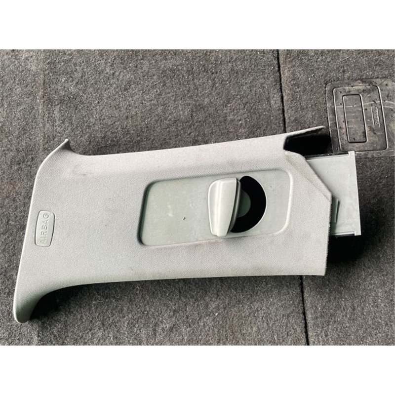 VW TOUAREG (7LA, 7L6, 7L7) Bal C Oszlop Burkolat