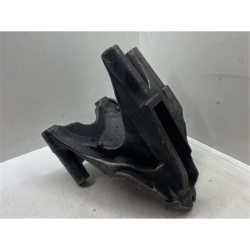 VW TOUAREG (7LA, 7L6, 7L7) Motor Tartó Bak Jobb