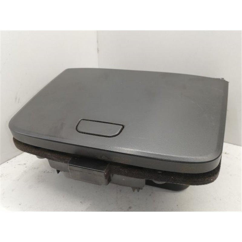 CHEVROLET CAPTIVA (C100, C140) Első Tároló Rekesz