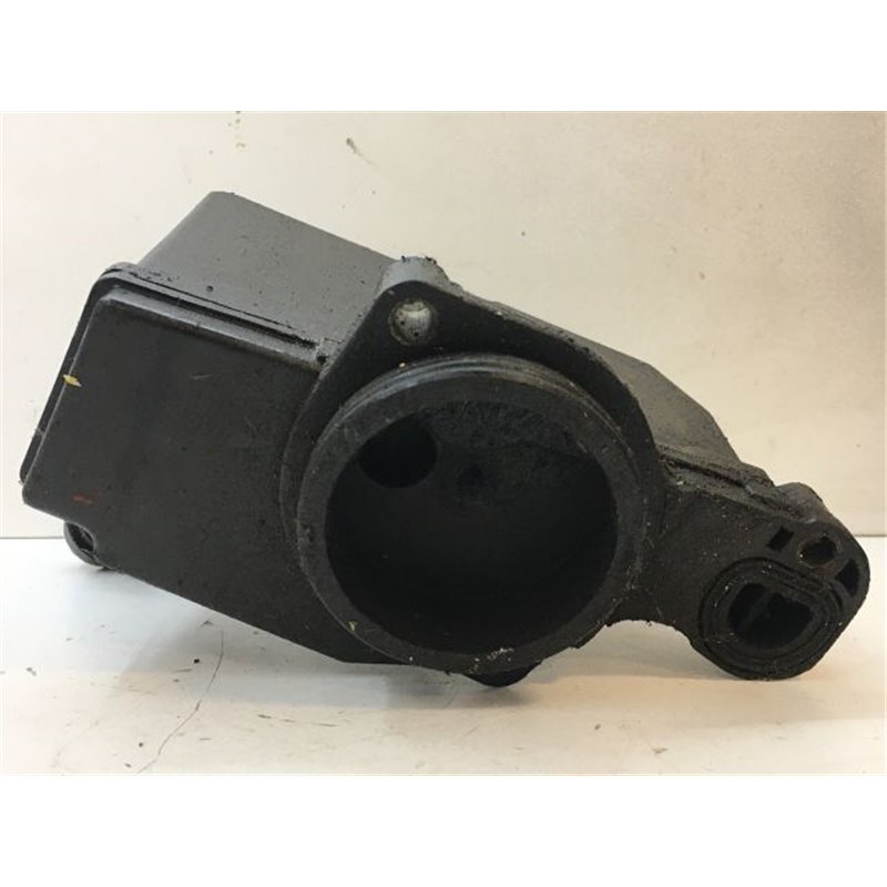 VW GOLF III Kartergáz Visszavezető Ház