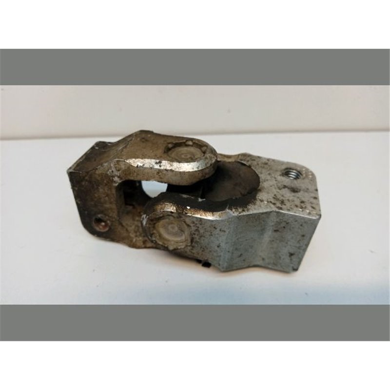 VOLVO XC90 Kormánykardán