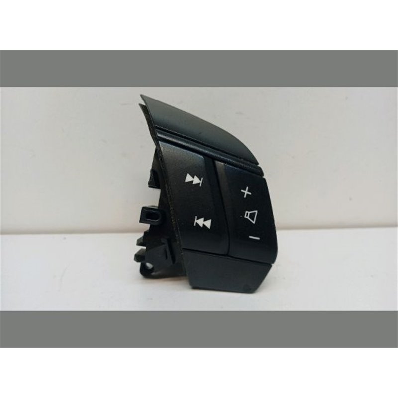 VOLVO XC90 Jobb Multikormány Kapcsoló